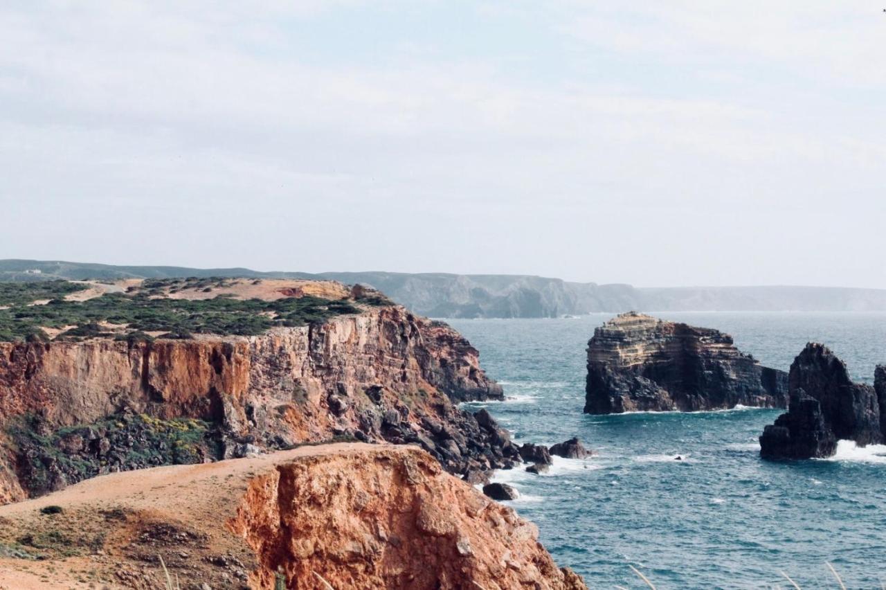 The Lighthouse Hostel Arrifana ألخيزور المظهر الخارجي الصورة
