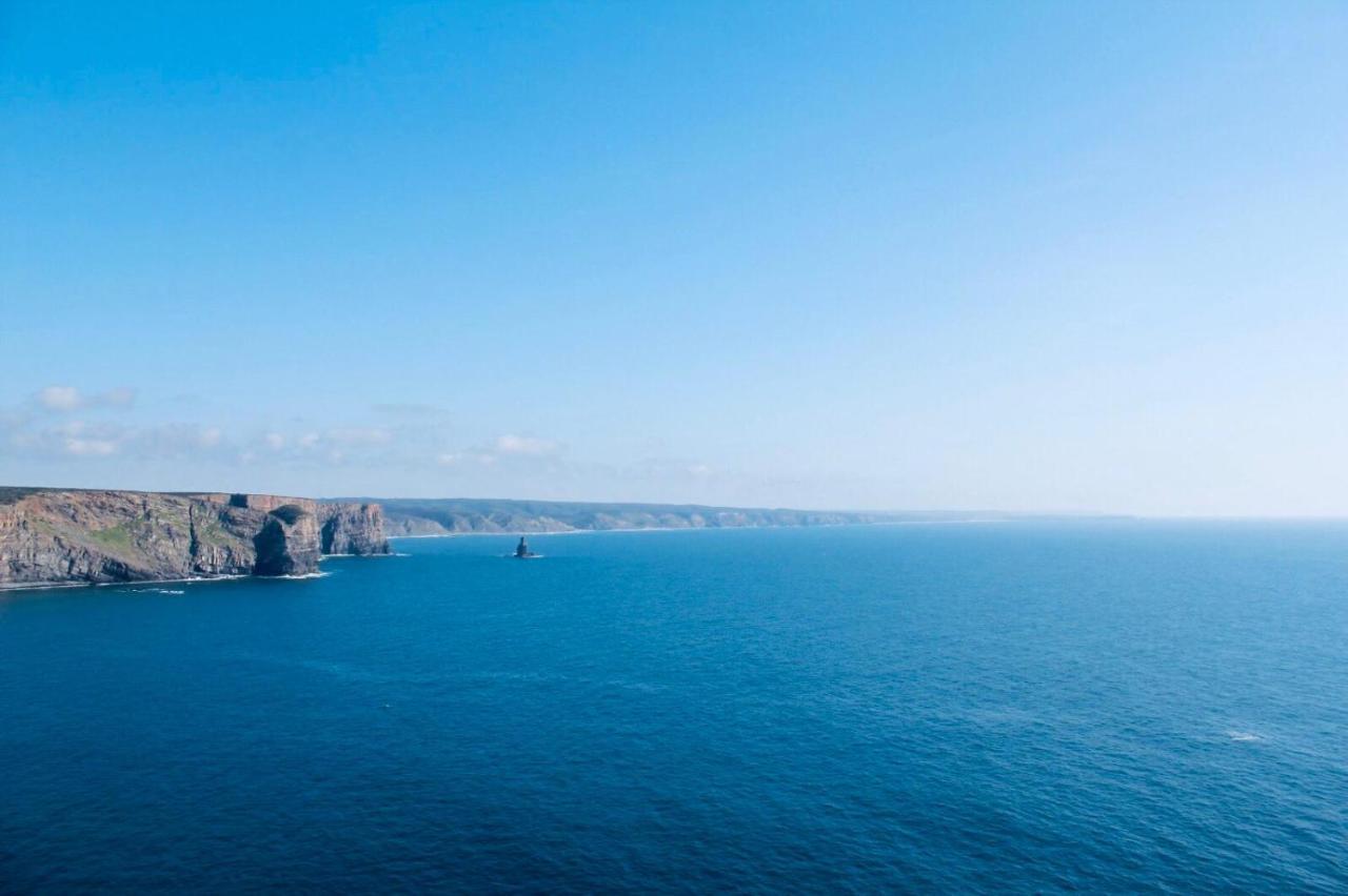 The Lighthouse Hostel Arrifana ألخيزور المظهر الخارجي الصورة
